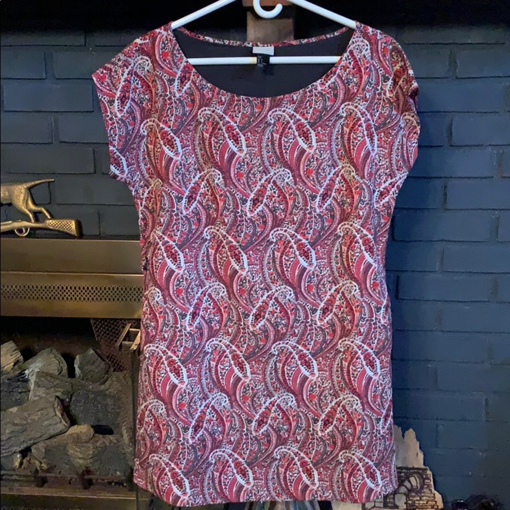 Size 8 H&M paisley shift dress with pockets!